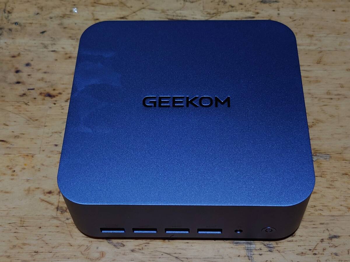 GEEKOM GT1 Mega Core Ultra 9 185H/32GB RAM/2TB PCIe-NVMe SSD/Win11