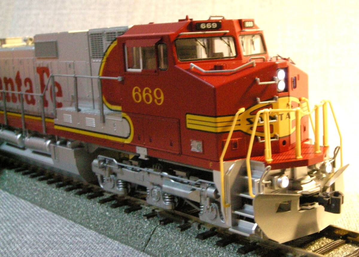 HO KATO U.S.A. GE C44-9W 