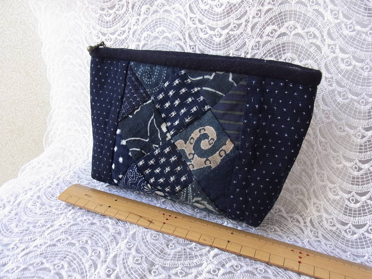 着物リメイク：古布：パッチワーク：藍染・絣のポーチ(女性用)｜売買
