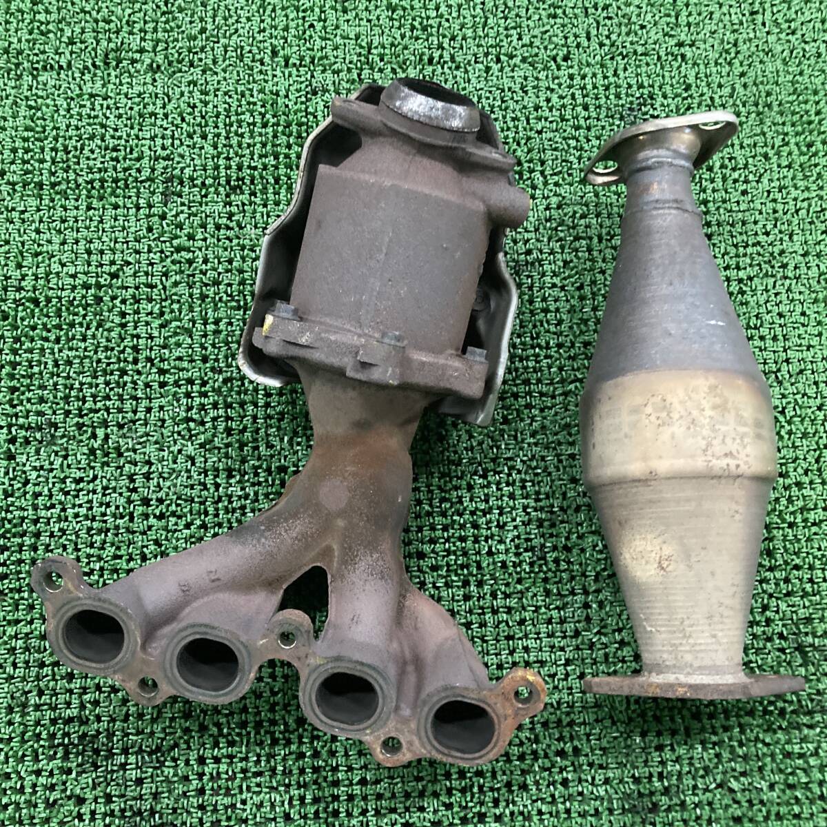 キューブ キャタライザー ⁄ 高品質-純正タイプ CR14DE(A0152) 328534