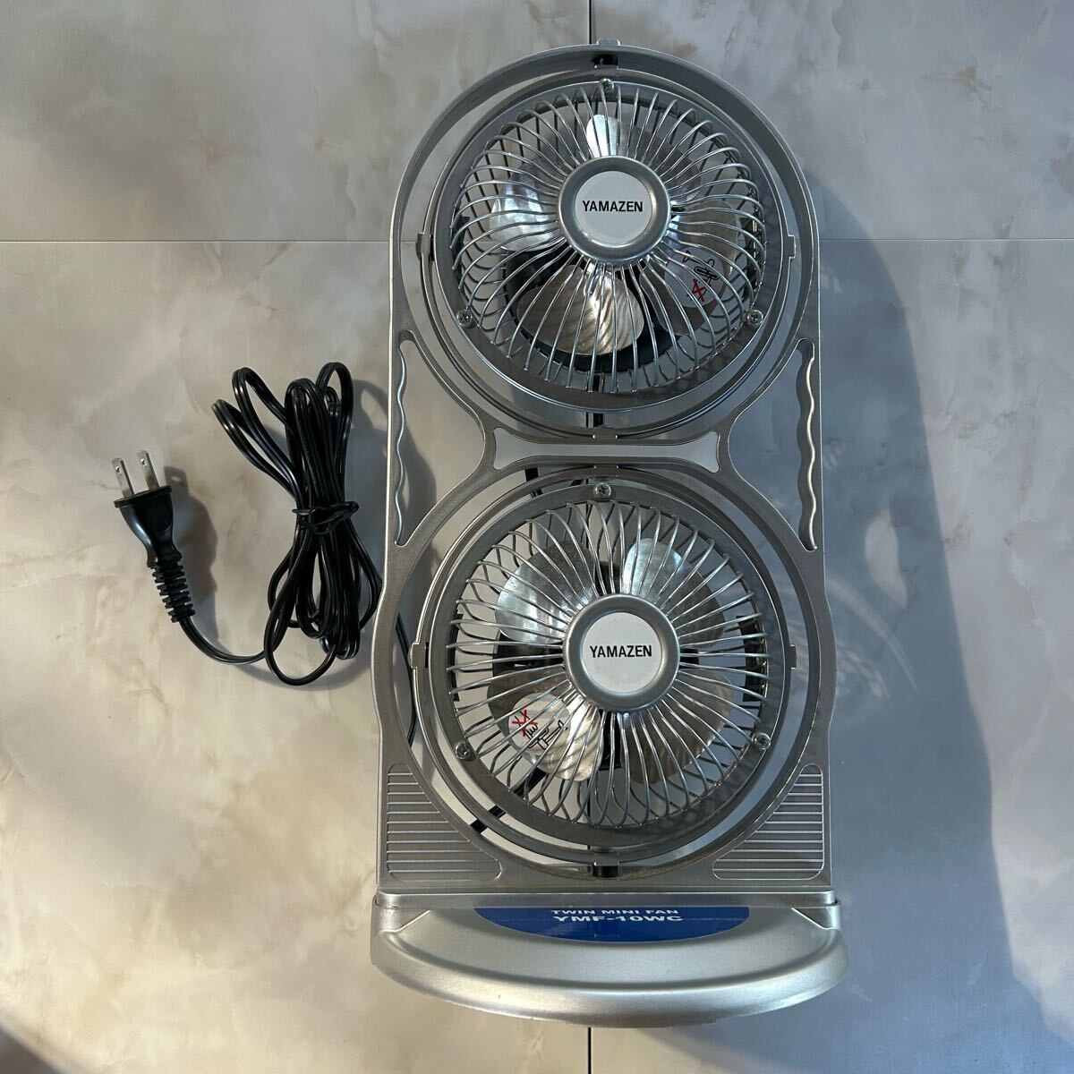 YAMAZEN ツインミニファン　YMF-10WC 高さ約36cm 山善　ヤマゼン　コンパクト扇風機 サーキュレーター 置き型　扇風機　卓上 動作確認済み_1
