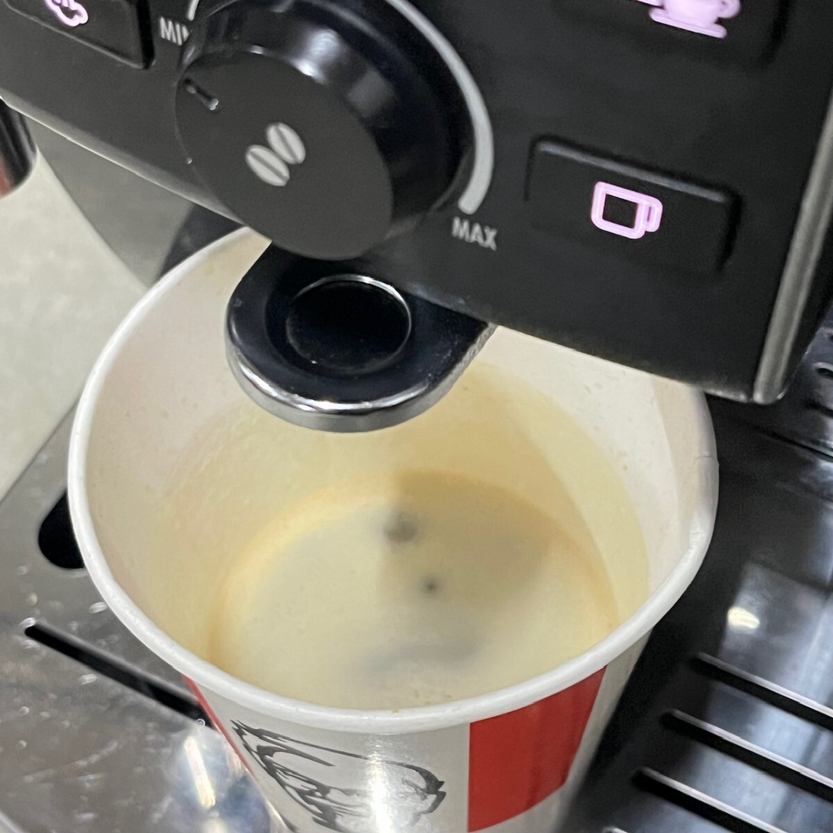 美品 DeLonghi デロンギ ECAM23120BN 全自動エスプレッソマシン 