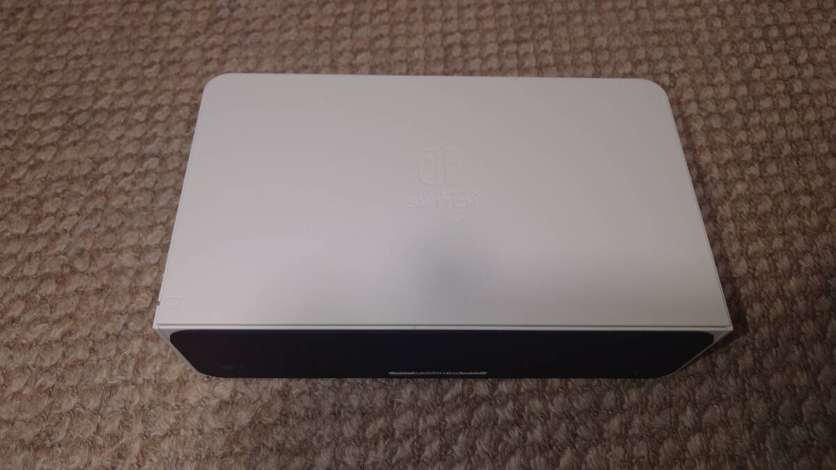 送料無料！☆NINTENDO SWITCH 有機ELモデル＋ソフト2本＋携帯用ケース☆_5