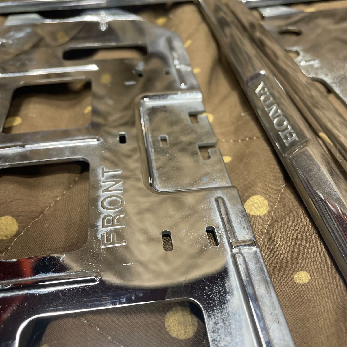 ホンダ純正 ナンバーフレーム メッキ フロント、リヤセット　中古品！_6