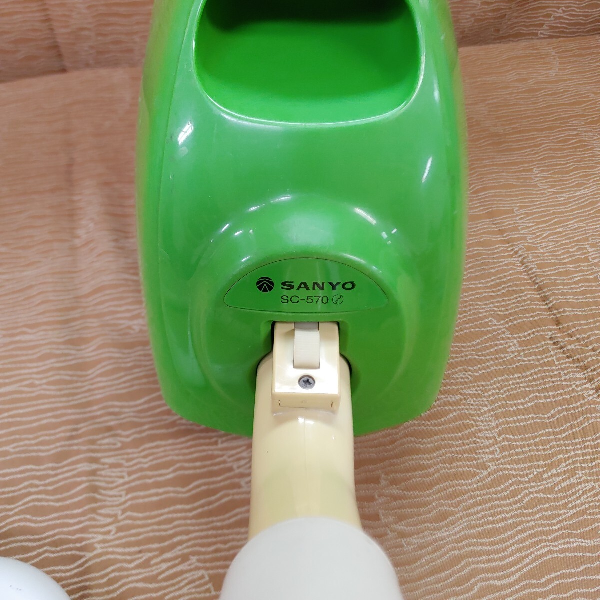 サンヨー 電気掃除機 SC-570】ジャンク 通電確認済み 三洋電機 昭和