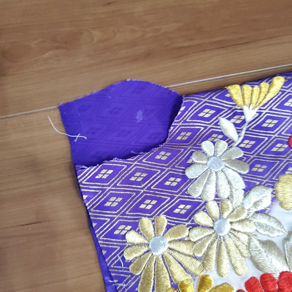 送料無料 着物帯　帯　生地　布　ハンドメイド　はぎれ　 着物リメイク 金糸_3