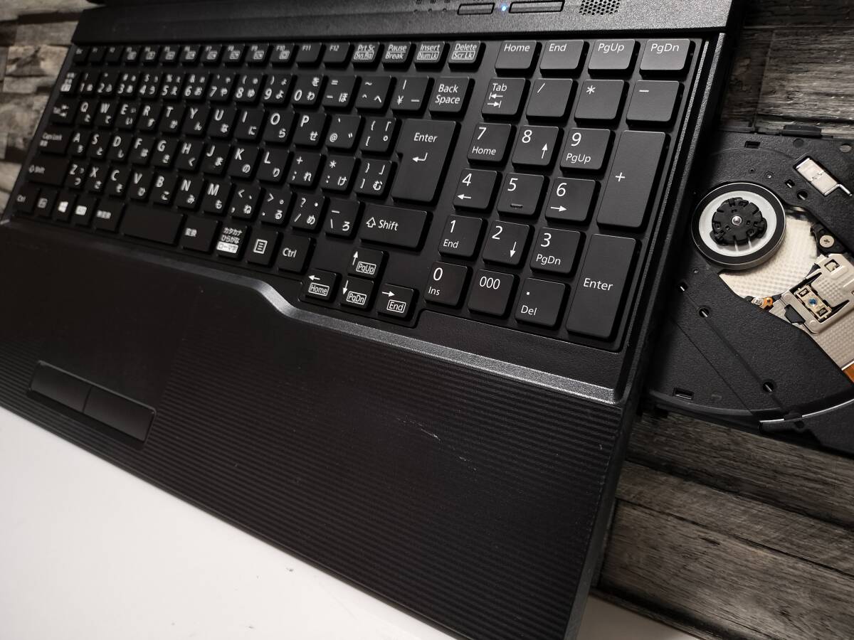 ★2021-2022モデル★Windows11★富士通★第11世代 Core i5-1145G7★NVMe SSD256GB★メモリ16GB★Wi-Fi 6対応★Bluetooth★カメラ★Type-C★_5