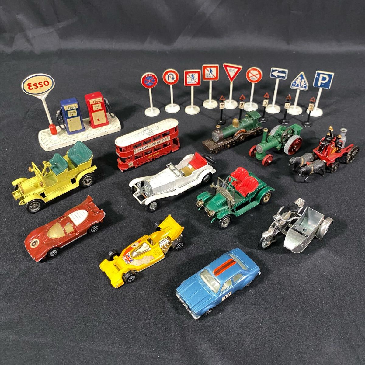 ☆マッチボックス LESNEY レズニー CORGI JUNIORS WHIZZWHEELS ATC