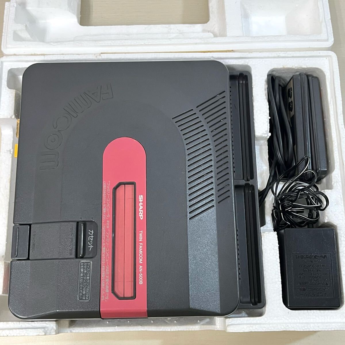 SHARP TWIN FAMICOM シャープ ツインファミコン AN-500B 動作品 箱付