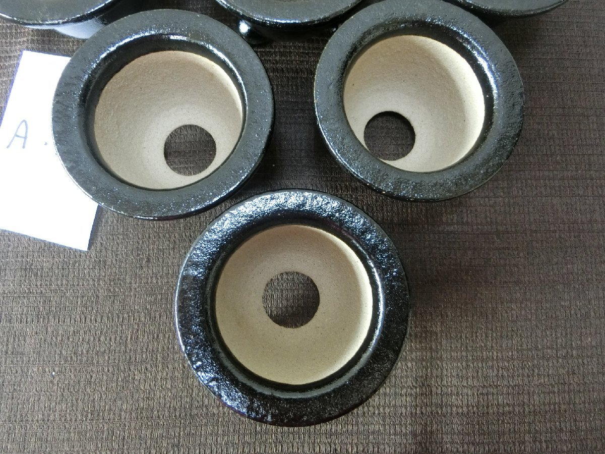 植替時期！【蘭鉢 ラン鉢　10ケ　未使用黒釉・A2・植木鉢　盆栽鉢　足付】◆薩摩　信楽　豆鉢　ミニ鉢 山野草　長期保管品※円安！買い得_5