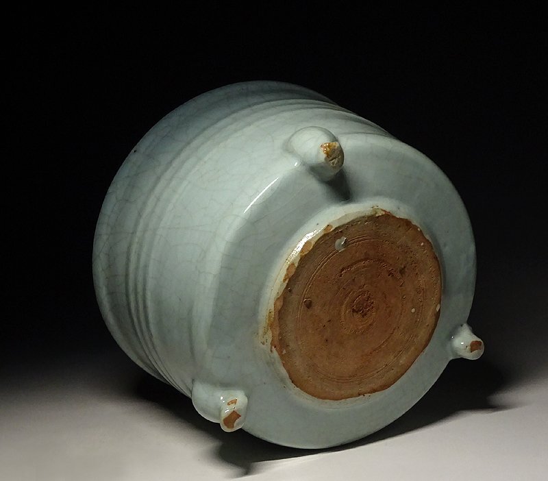 唐物 龍泉窯 青磁香炉 15.8cm中国古玩 伊万里 緑屋i□ 中国古玩 龍泉窯 青磁 大香炉 幅約25cm 箱付 時代物 唐物 i9