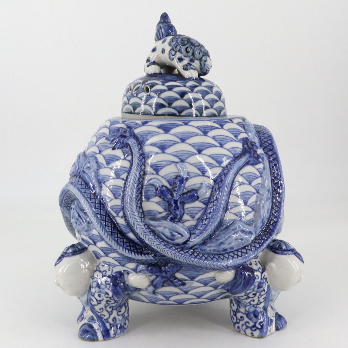e4716【大香炉】王良太甫 呉祥瑞造 陶磁器 青華 染付 獅子蓋 唐子三足