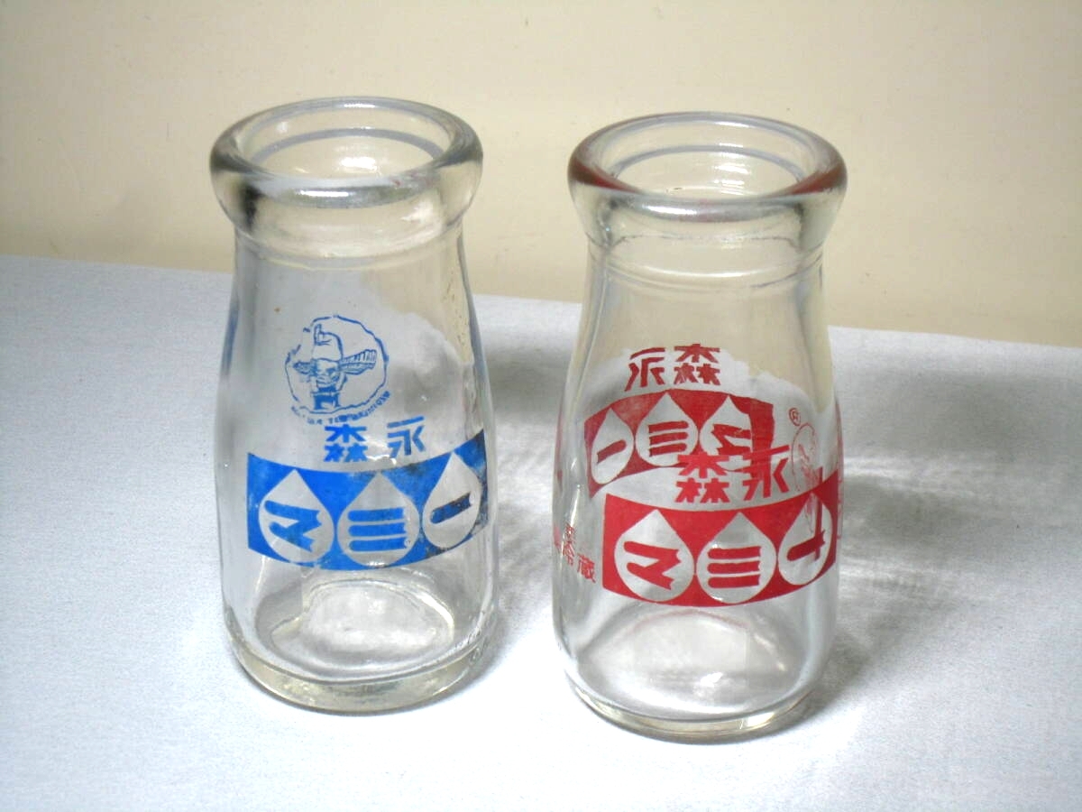 森永マミー 空瓶 赤と青のセット 昭和レトロ ガラス瓶(ドリンク)｜売買
