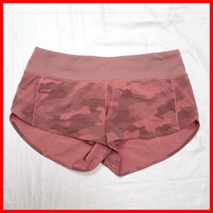 ★lululemon/ルルレモン ショートパンツ 6/レディースM相当/レッド系カモフラージュ柄/ヨ