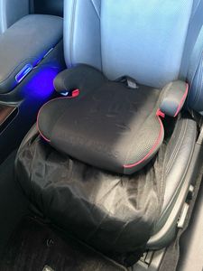 カバー　ジュニアシート チャイルドシート シートカバー 黒 保護 汚れ防止 お手軽 簡単