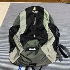 Deuter ドイター RACE X レースエックス トレラン サイクリング ロードバイク ザック バ