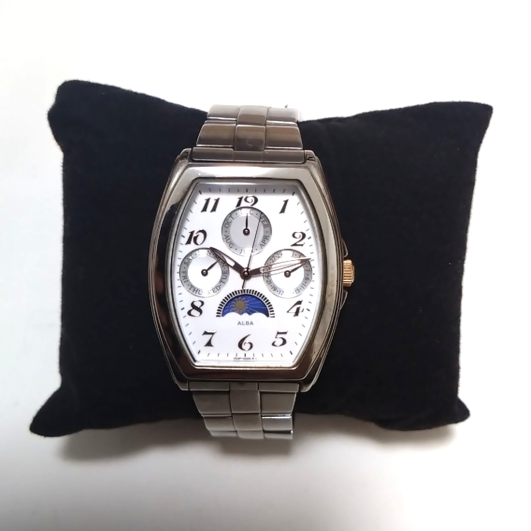 【レア！中古品・電池交換済】セイコー SUCCESS ムーンフェイズ 腕時計 電池交換済)SEIKO セイコー ムーンフェイズ レア！中古品・電池交換済