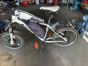 ♪♪★TREK4500フレーム20インチ電動アシスト自転車★改造 再々々出品です♪♪