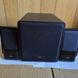 サンワサプライの「2.1chマルチメディアスピーカー