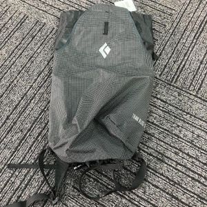 ◆1円スタート◆ ブラックダイヤモンド　トレイルブリッツ12　キャンプ アウトドア用品