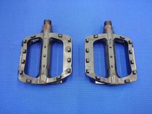 Wellgo ペダル LU-984(キャノンデール ジャイアント ルイガノ ビアンキ ジオス メリダ ト