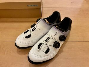 新品　SHIMANO シマノ XC7 ワイド　43