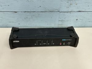 ATENの4ポートUSB DVI KVMPスイッチ　CS1764A 通電OK 動作未確認アダプターなし本体のみ