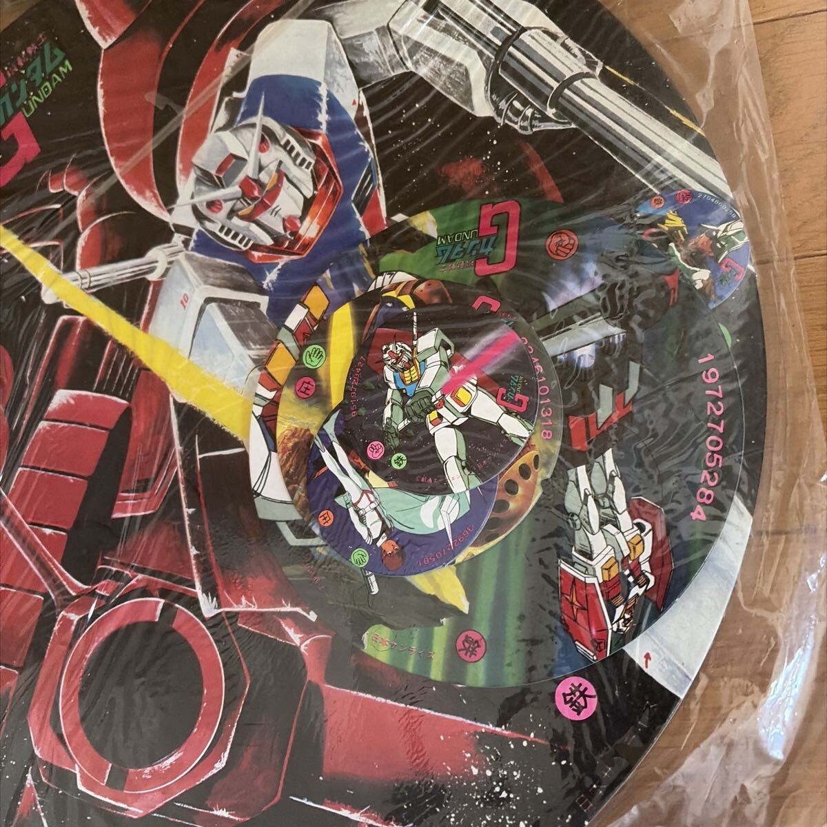 ガンダム メンコ 特大メンコ 駄菓子屋 丸面子 未開封 特賞 当時物 昭和 ガンダム メンコ 特大メンコ 駄菓子屋 丸面子 未開封 特賞 当時物 昭和