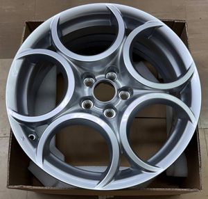 アルファロメオ ジュリエッタ ヴェローチェ アルミホイール 18インチ 7.5J 1本 Giulietta