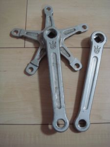 希少 1967年製 王冠 PCD151 165 スギノ クランク SUGINO