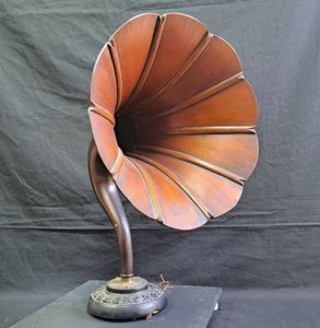 古い ラジオの値段と価格推移は？｜103件の売買データから古い ラジオ