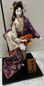 歌舞伎 日本人形の値段と価格推移は？｜3件の売買データから歌舞