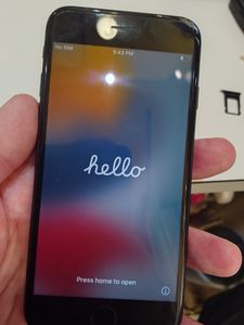 iPhone7 Apple ブラックdocomo 初期化済み　ネットワーク利用制限◯