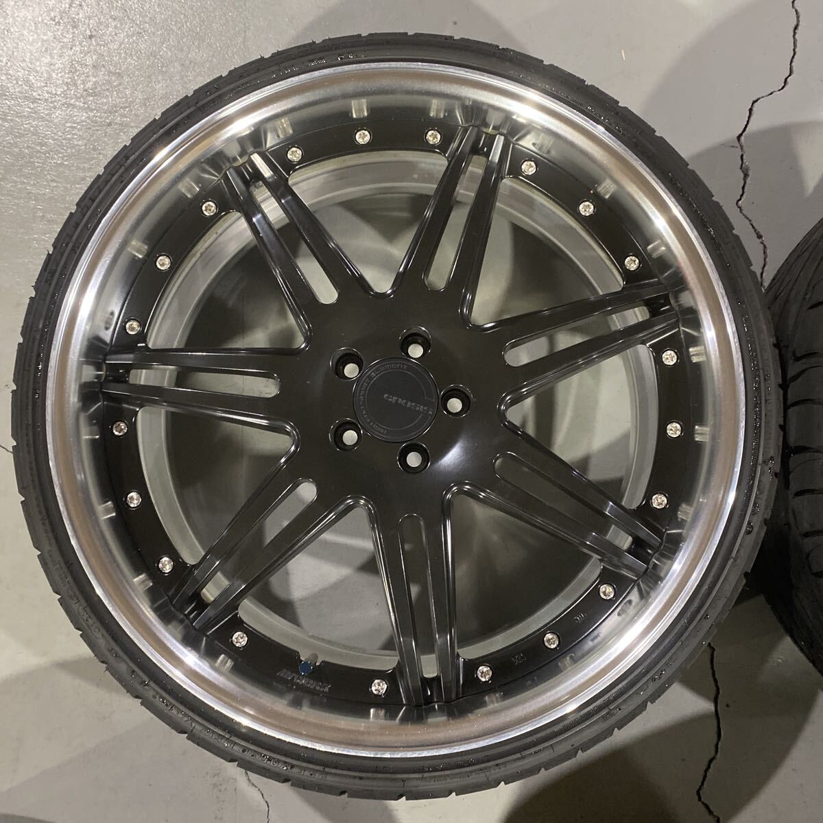 WORK GNOSIS 20×8J +50 5H PCD100 20×8.5J +48 5H PCD100 225/30R20