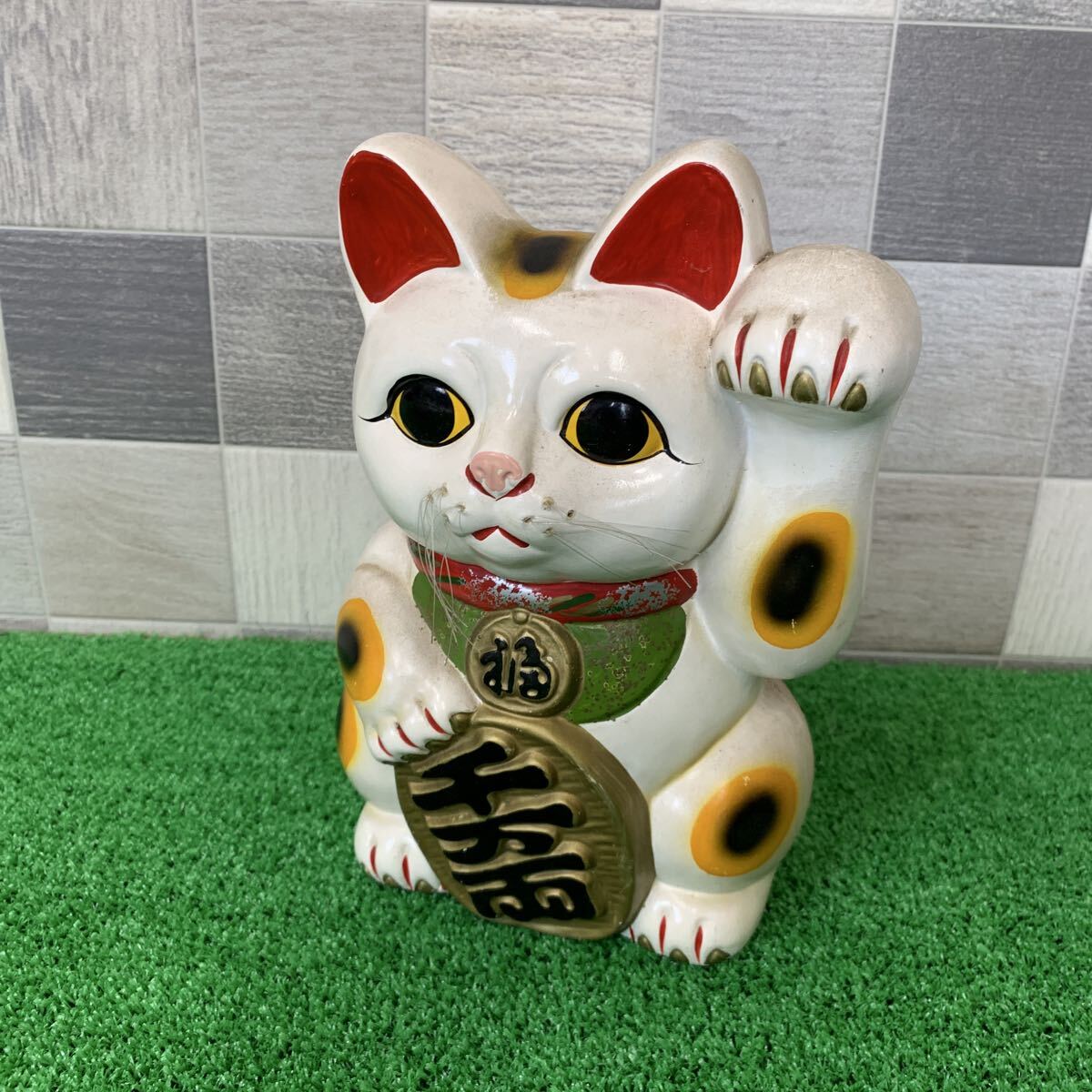 招き猫 置物 インテリア 貯金箱 縁起物 まねきねこ 開運 商売繁盛 陶器