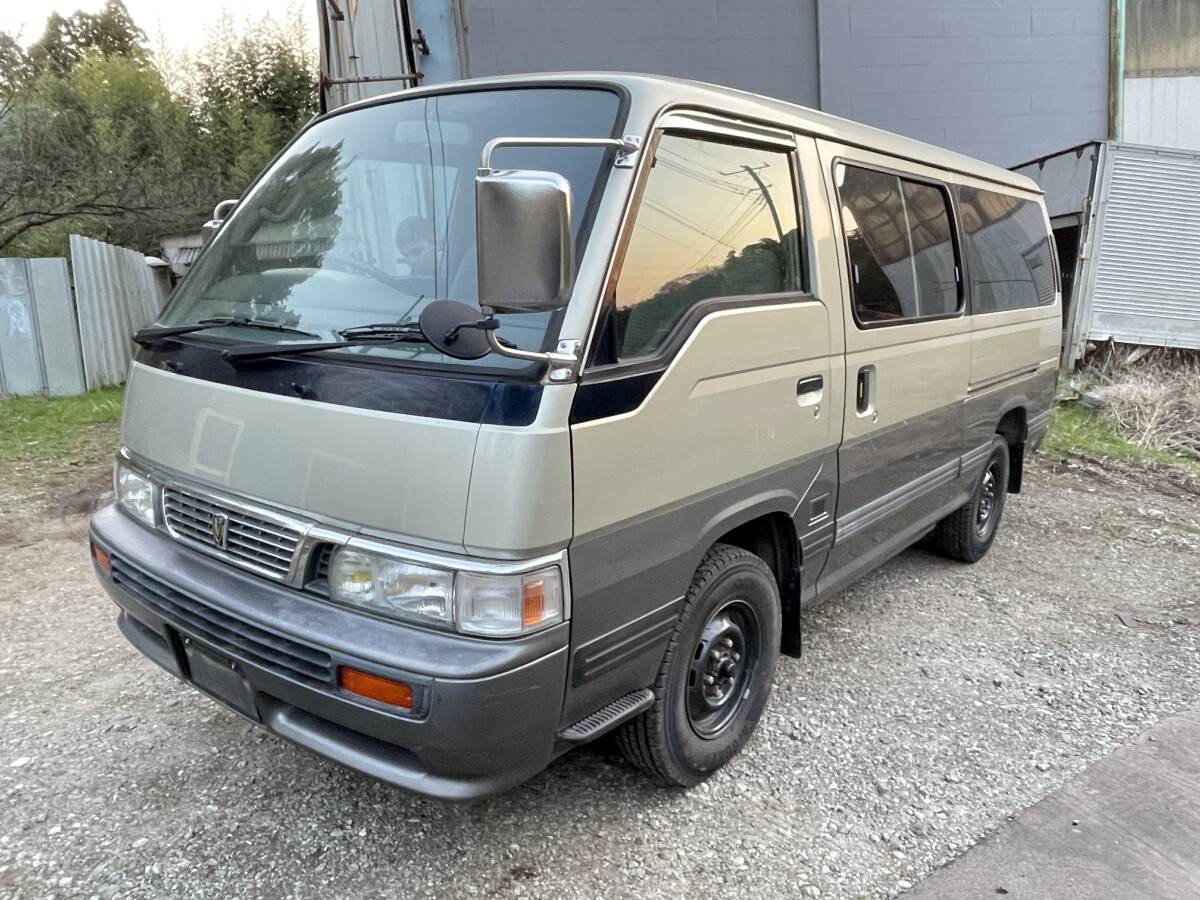 日産キャラバン E24 4WD サンルーフ GD32エンジン (キャラバンコーチ
