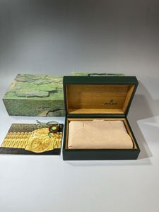 ロレックス　ROLEX　箱　空箱　外箱　② 楽天市場】ROLEX ロレックス 新型 箱 保存箱 空箱 外箱 内箱 グリーン