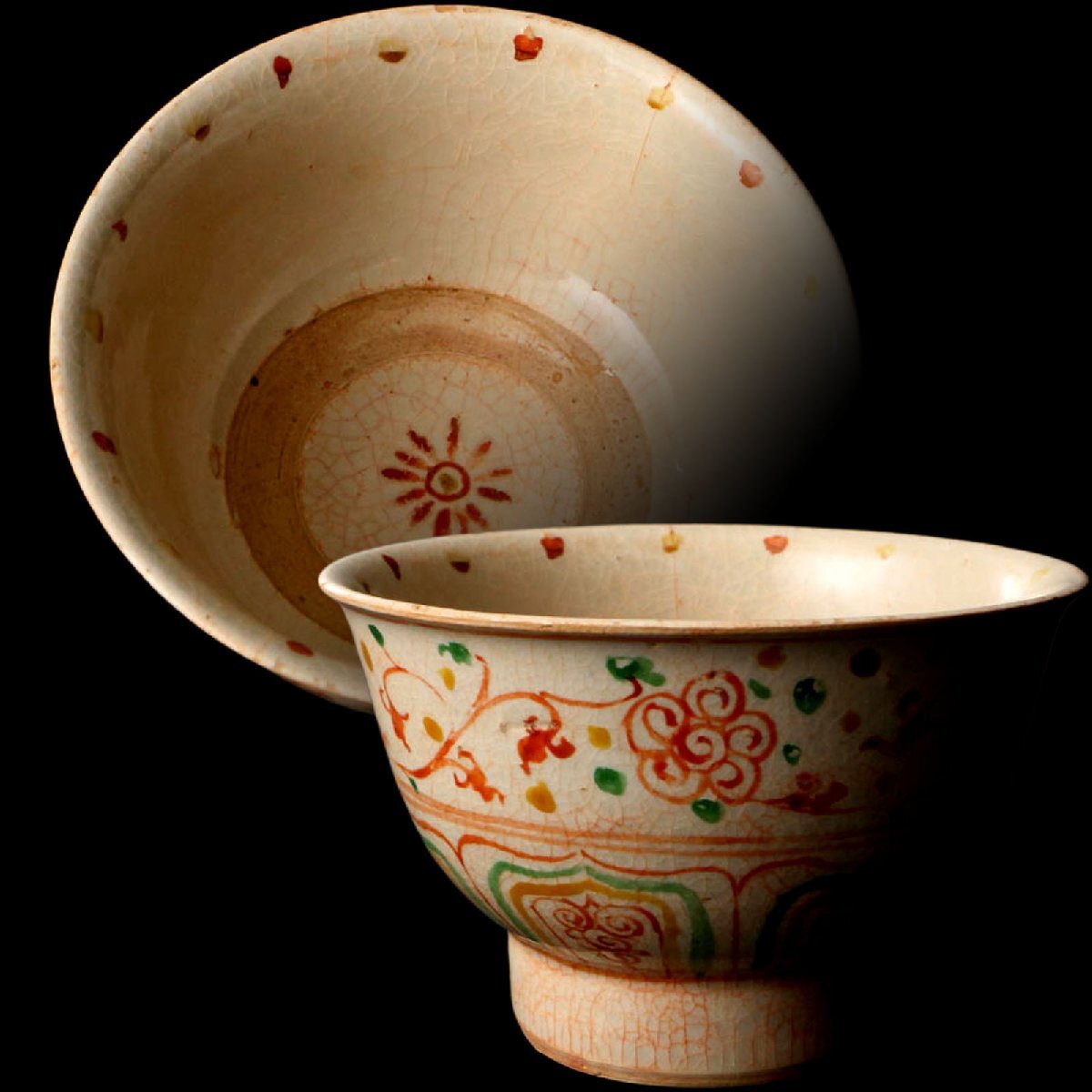 深和】16世紀、黎朝◇紅安南花唐草に蓮弁文茶碗（安南赤絵 安南五彩