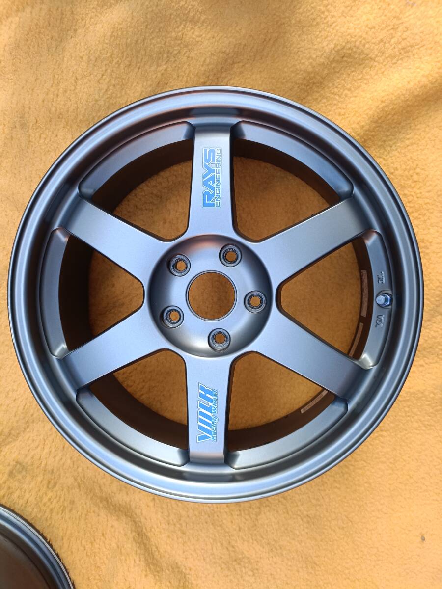 RAYS VOLK RACING TE37 18インチ7.5J PCD114.3 オフセット+48 鍛造