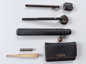 キセル　相当古い 古いキセルの値段と価格推移は？｜1件の売買データから古いキセルの