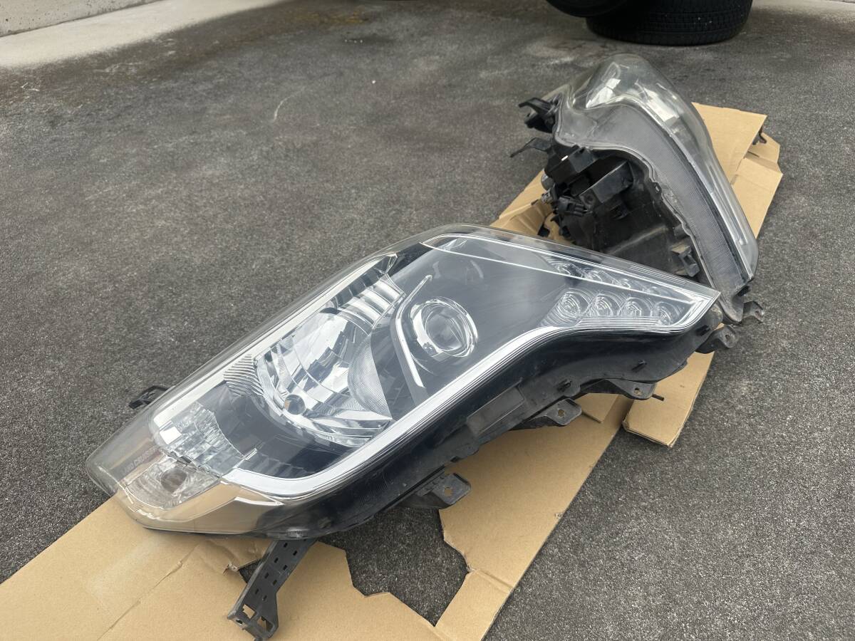 トヨタ ランドクルーザー プラド TRJ150W 中期 純正 ヘッドライト 左右