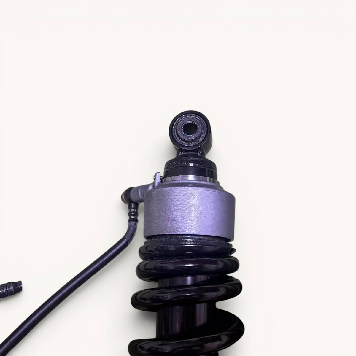 TW200 TW225 極美品 リアサス 純正長 330mm ポン付け 乗り心地抜群 別