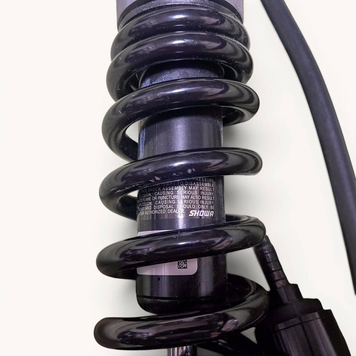 TW200 TW225 極美品 リアサス 純正長 330mm ポン付け 乗り心地抜群 別