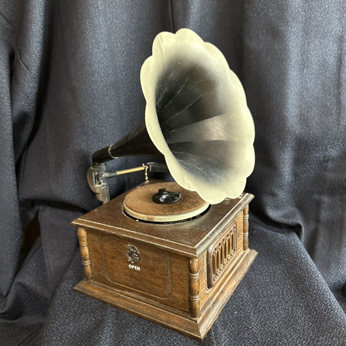 アンティーク 蓄音機 レトロ オルゴール インテリア 置物 昭和レトロ