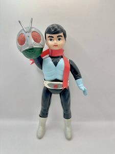 ソフビ ライダーマンのYahoo!オークション(旧ヤフオク!)の相場・価格を