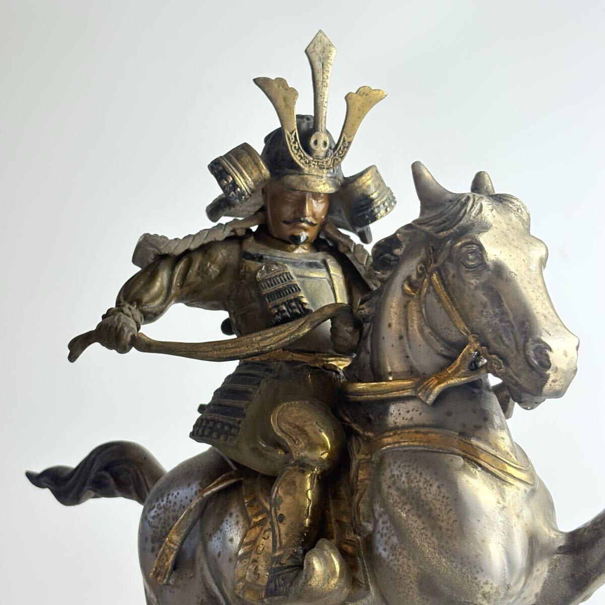 大楠公 楠木正成像 馬乗武将像ブロンズ 細密細工 馬乗武士 騎馬像 武士