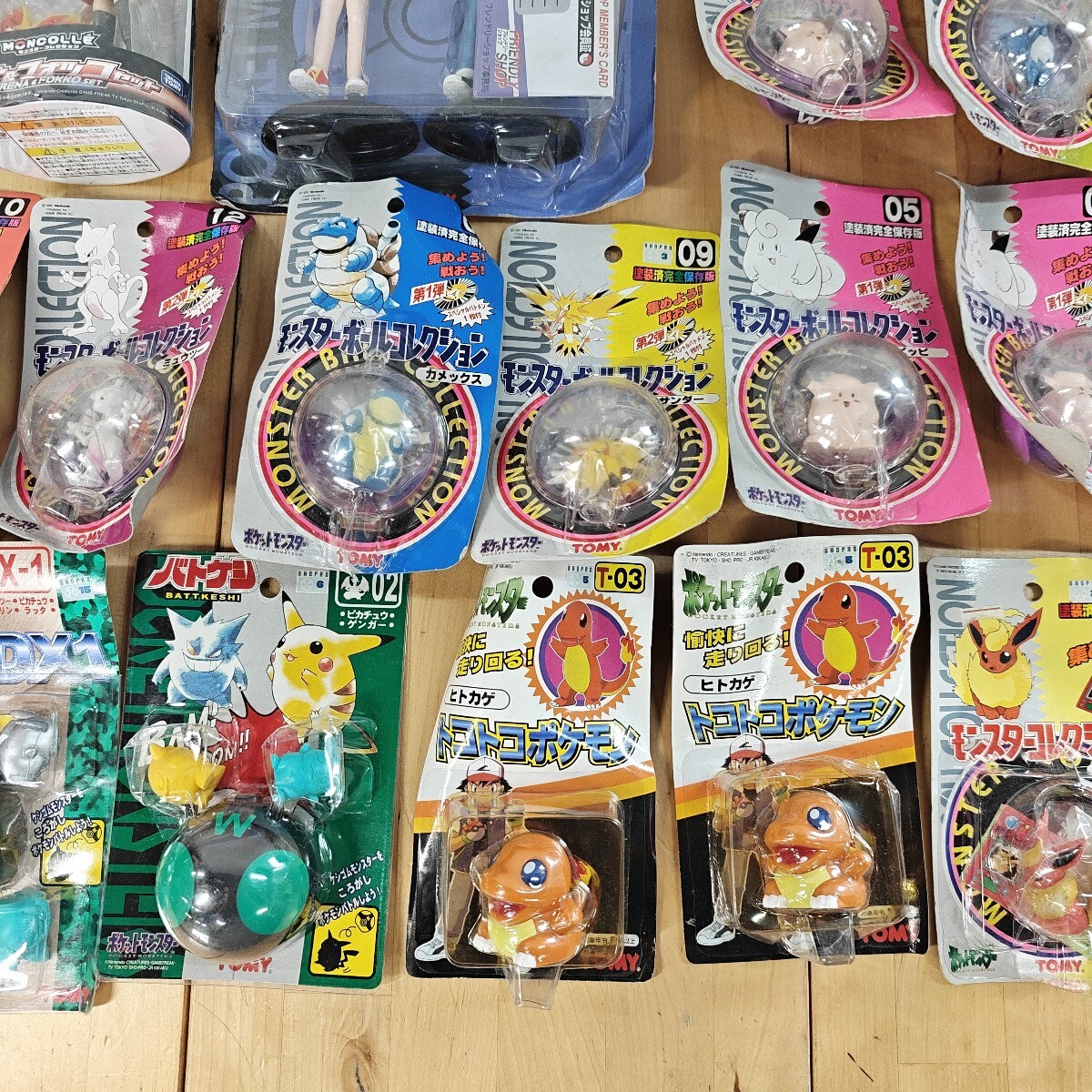 05Y75 ポケモン モンコレ トミー モンスターボール コレクション
