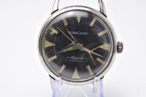 セイコー ローレルのYahoo!オークション(旧ヤフオク!)の相場・価格を 