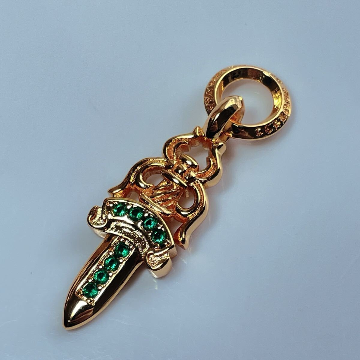 Chrome Hearts クロムハーツ ペンダント ダガー チャーム ch ゴールド