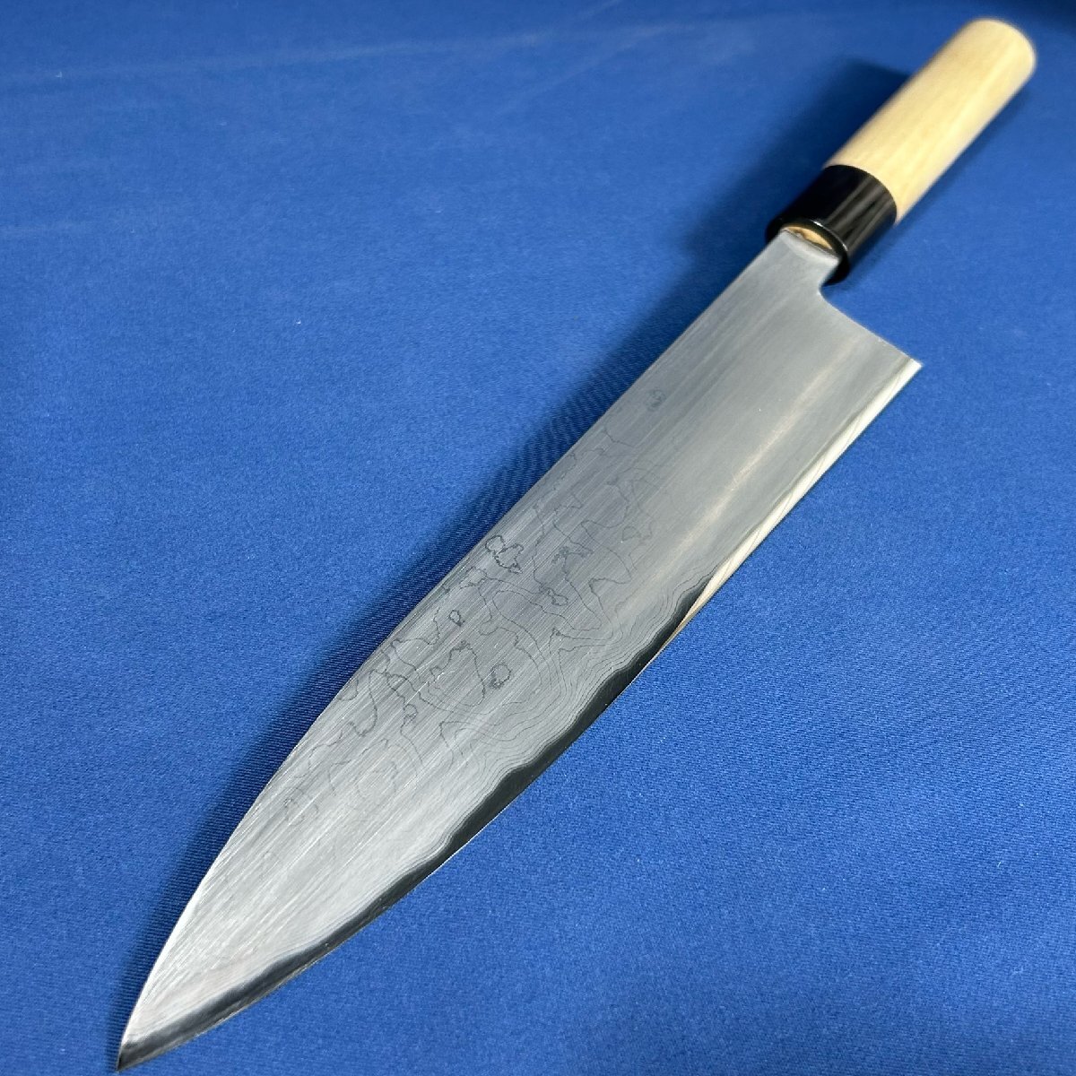 超希少品!!》銘 重房(飯塚解房作) 鍛地 和牛刀/240mm『刃材質：重房